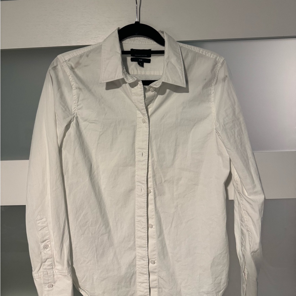 Women’s Classic White Button Shirt